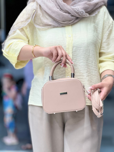 کیفمینی باکس زنانه رنگ کرم نودبا بند دوشی